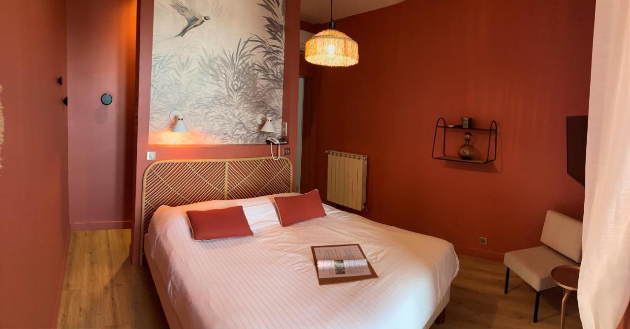 Les Galets Hotel Et B&B 邦多勒 外观 照片