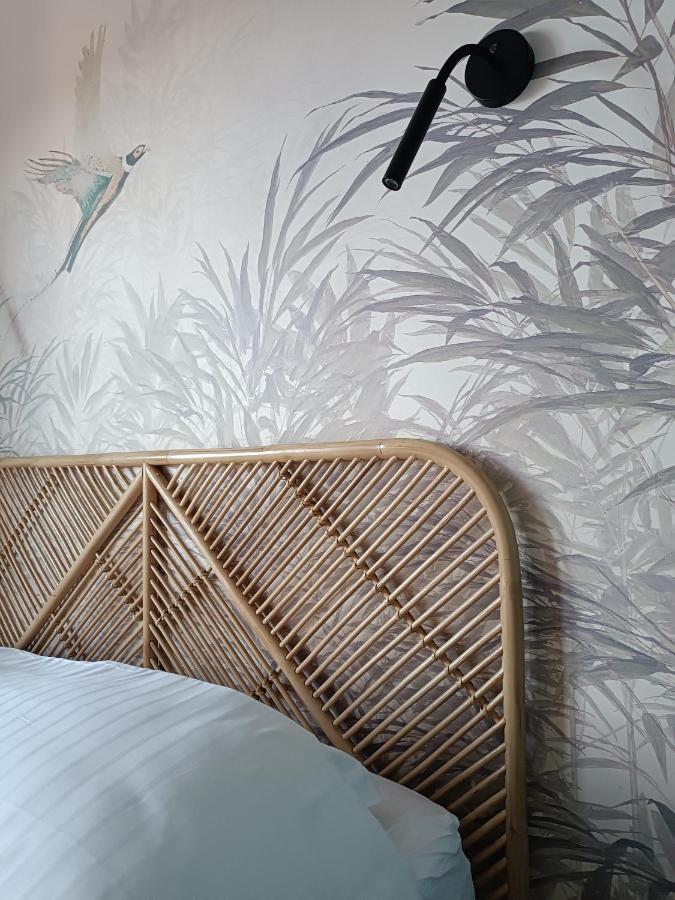 Les Galets Hotel Et B&B 邦多勒 外观 照片