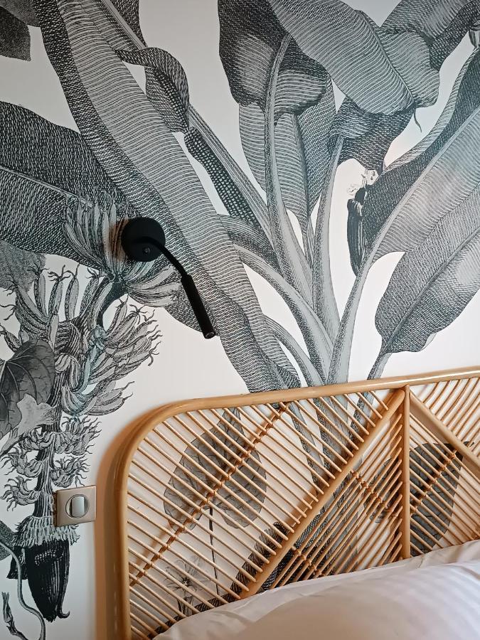 Les Galets Hotel Et B&B 邦多勒 外观 照片