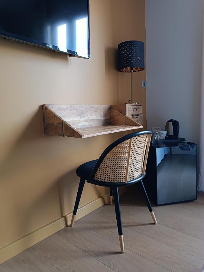 Les Galets Hotel Et B&B 邦多勒 外观 照片