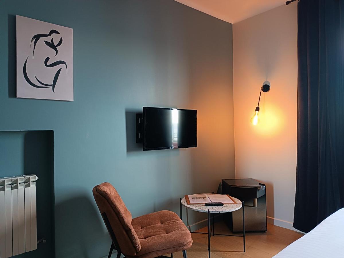 Les Galets Hotel Et B&B 邦多勒 外观 照片