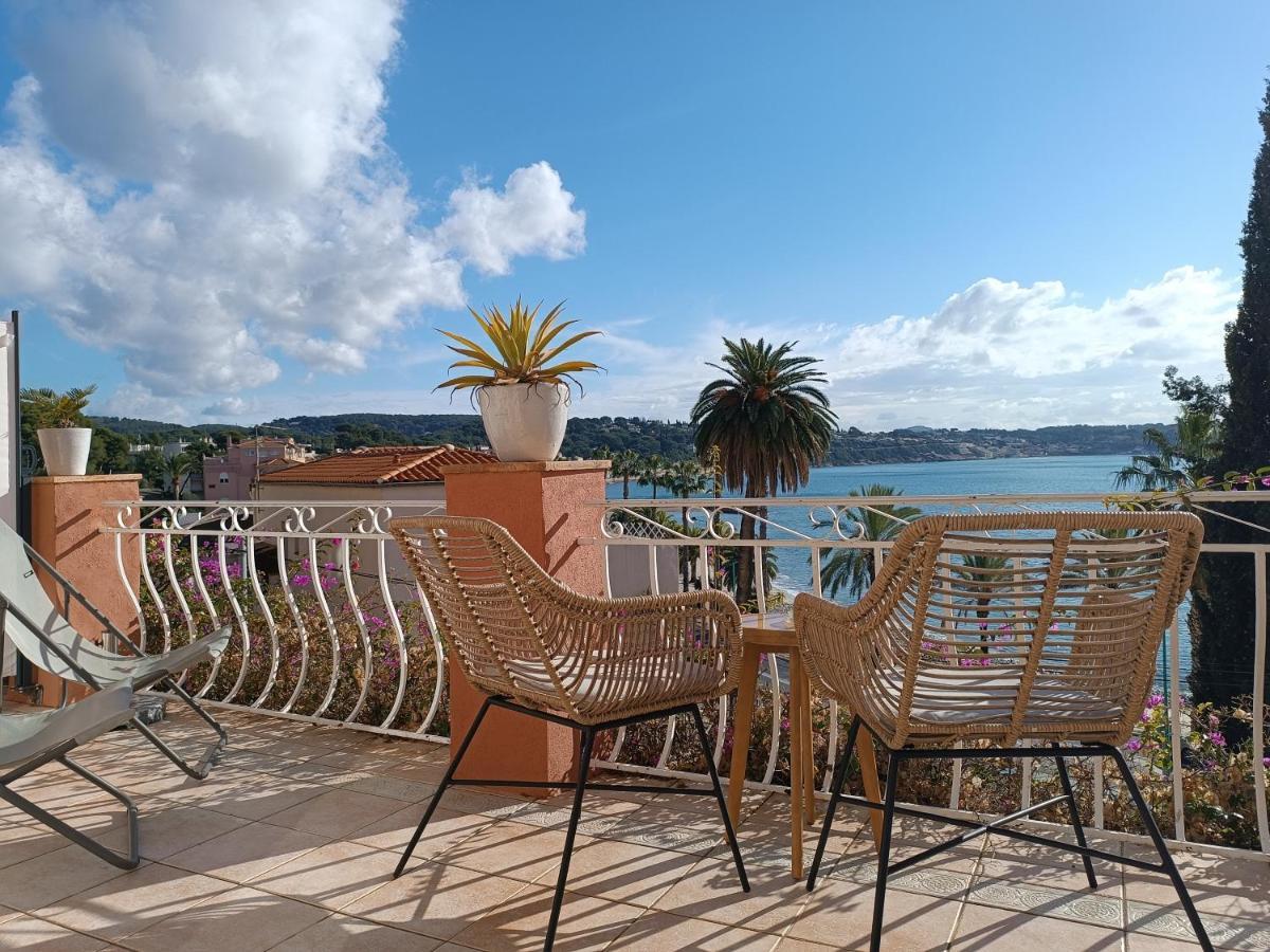 Les Galets Hotel Et B&B 邦多勒 外观 照片