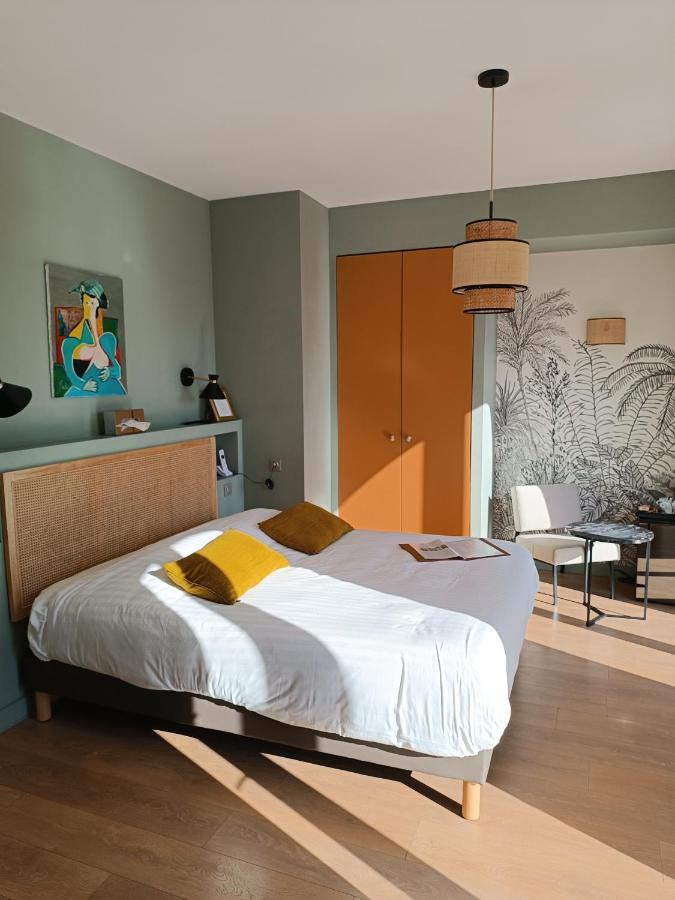 Les Galets Hotel Et B&B 邦多勒 外观 照片