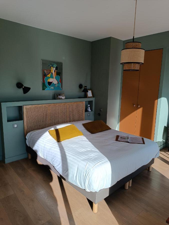 Les Galets Hotel Et B&B 邦多勒 外观 照片